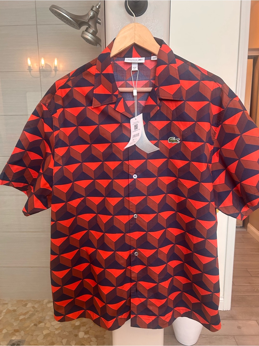 Men’s Lacoste Red and Navy Geometric Short Sleeve Button-Down Shirt